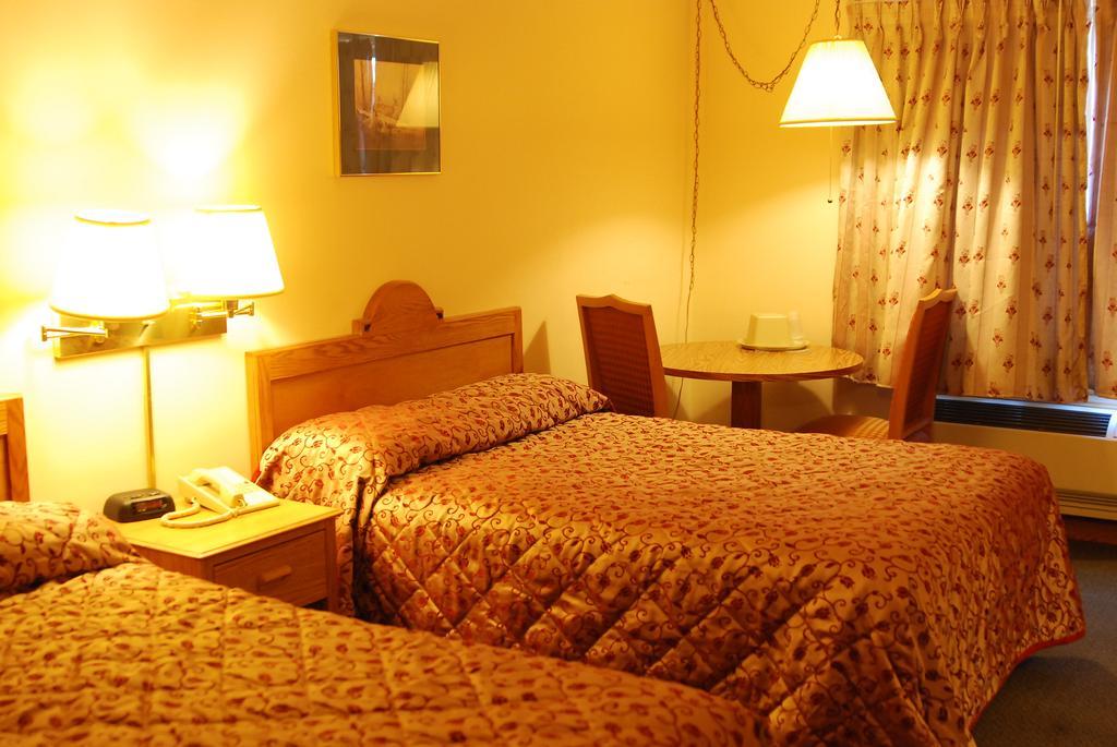 Luck Country Inn Habitación foto